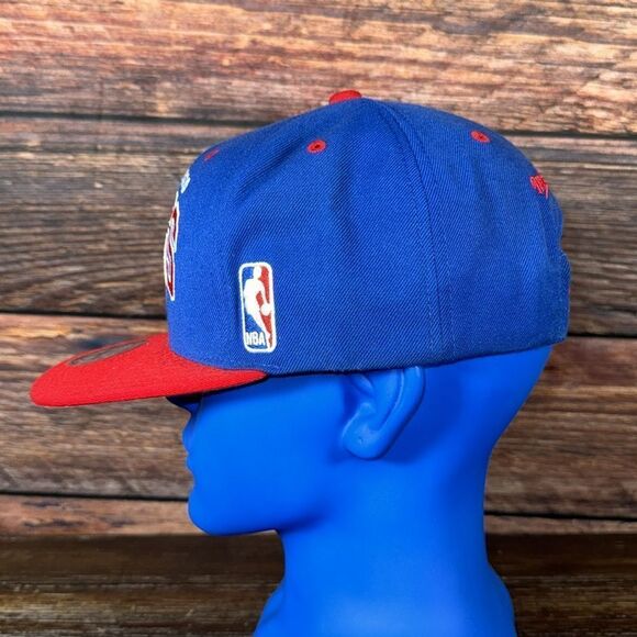 Mitchell & Ness Sacramento Kings Hardwood Classics SnapBack Cap - Picture 3 of 7